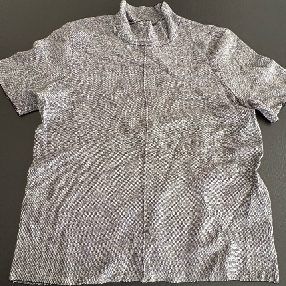Women’s Premise mock neck mod style turtle neck